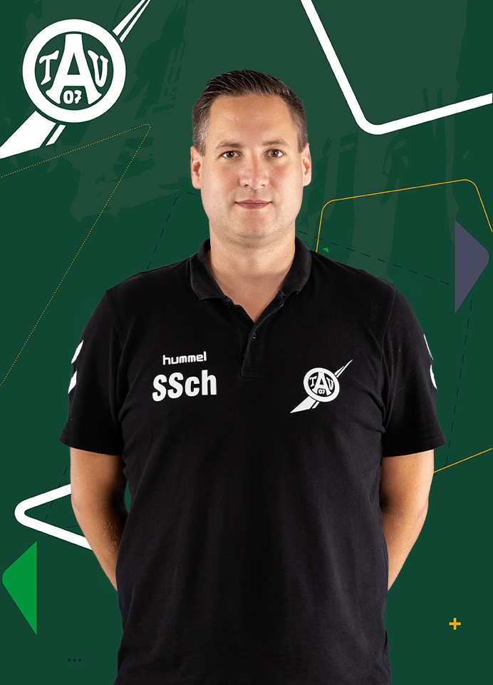 Trainer Sebastian Schmidt 692x960
